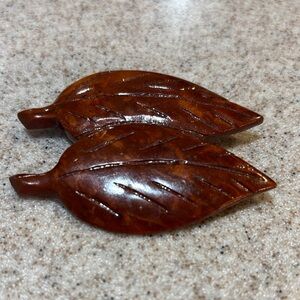 Vintage Brown Leaf Brooch | Gold Tone Autumn Leaf Pin | Retro Fall Botanical Jew